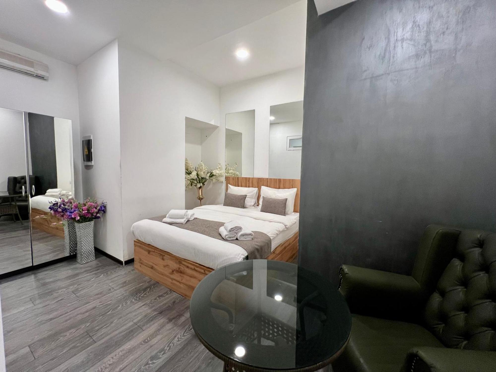 Yvn Tumanyan Apart-Hotel Jerevan Eksteriør bilde